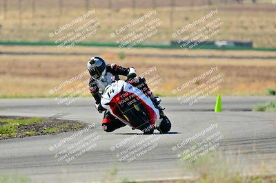 media/Apr-13-2025-TrackXperience (Sun) [[fb1ef998a6]]/Level 2 (Intermediate)/Turn 6 (Session 2)/